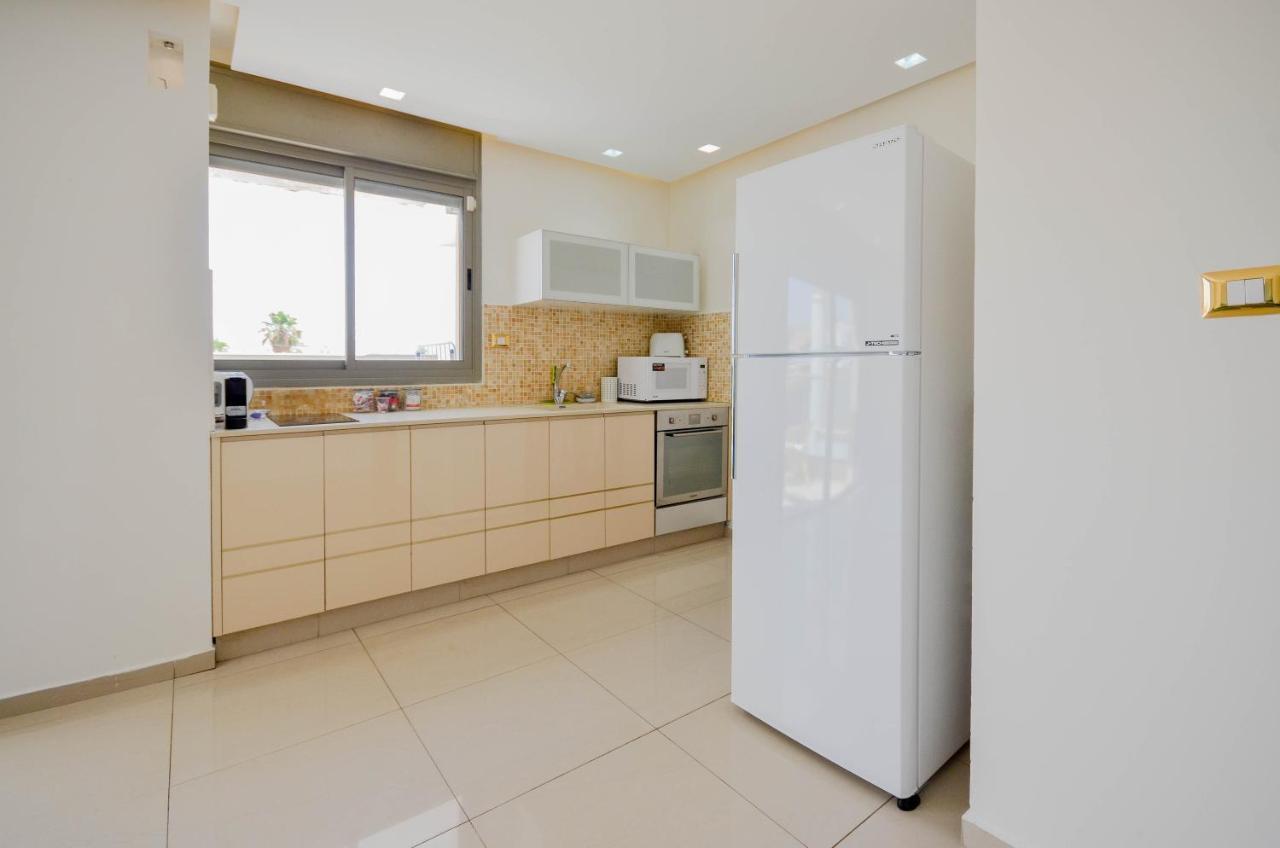 Apartamento Yalarent Eucalyptus 2Br & Balcony Apt Eilat Exterior foto