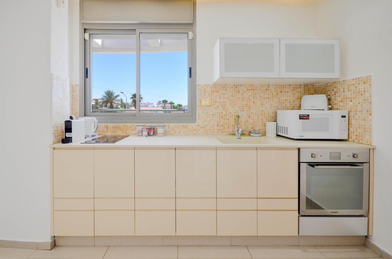Apartamento Yalarent Eucalyptus 2Br & Balcony Apt Eilat Exterior foto